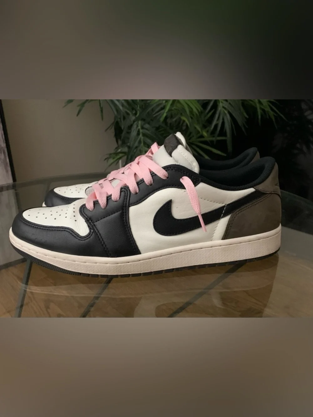 Nike Air Jordan low OG Mocha Black, White Low-Top Sneakers Men size 12